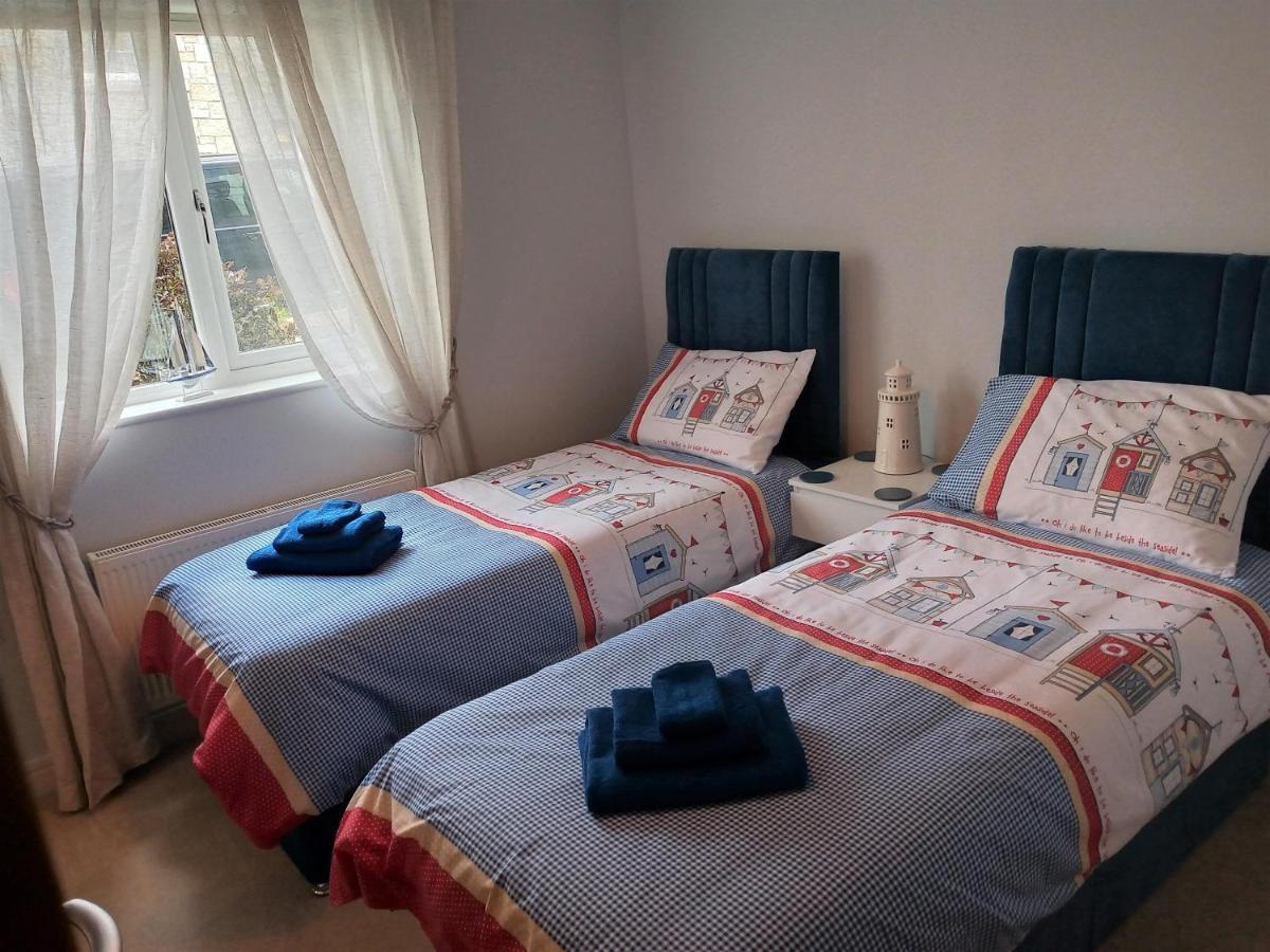 Stunning Apartment, Balconies, Private Beach, Coast Path Чарлстаун Экстерьер фото